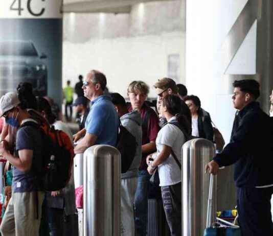 Labor Day Weekend Travel: Record 17 Million Airline Passengers Expected news-01092024-023331