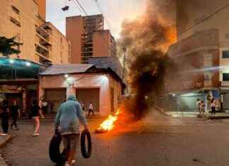 Navigating Hope and Fear: The Struggle of Venezuelans news-03082024-072216