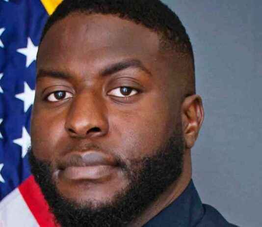 Former Memphis Police Officer Pleads Guilty in Tyre Nichols Beating Death news-24082024-013037