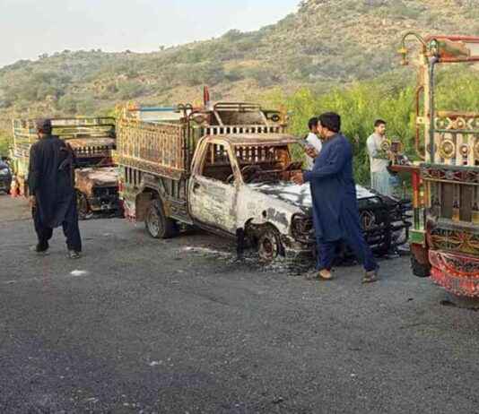 Deadly Attacks: Gunmen Kill 31 in Southwest Pakistan news-26082024-134628