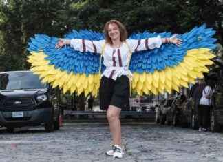 Ukrainian Independence Day: Celebrating with Vyshyvanka-Clad Runners news-27082024-134925