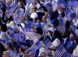 Democrats’ Efforts to Reclaim Patriotism from Republicans: A Column Analysis news-28082024-140949