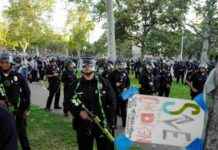 USC Lockdown: Navigating University Safety Measures and Protocols news-22092024-184446