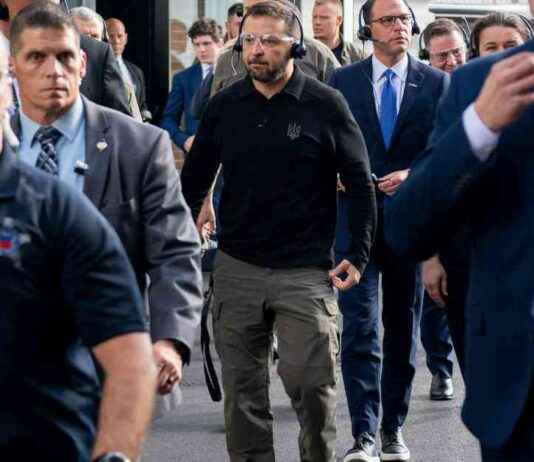 Zelenskyy Presents Peace Plan to Biden, Harris, and Trump in US news-23092024-065129