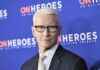 Anderson Cooper’s Close Call: Reporting Live as Hurricane Milton Sends Debris Flying news-11102024-120411