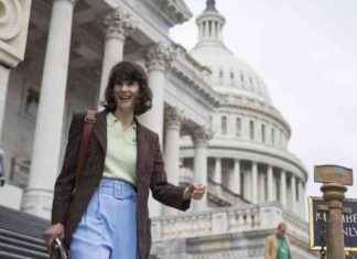 Can This Democrat Pull Off Another Victory in Trump Country? news-27102024-164234