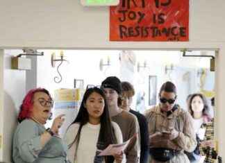 Trump’s Win Terrifies Transgender Americans: Campaign Targeting Them news-08112024-152919