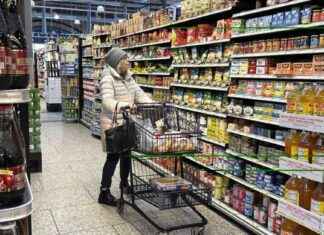 Impact of Trump’s Tariffs on Grocery, Car, and Clothing Prices news-27112024-113355