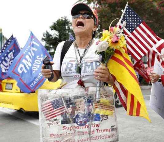 Challenges Facing Donald Trump in Orange County Politics news-28112024-174603