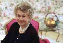 Joan Plowright, Award-Winning Actor of ‘Enchanted April’ and ‘Stalin’, Passes Away at 95 joan-plowright-award-winning-actor-of-enchanted-april-and-stalin-passes-away-at-95