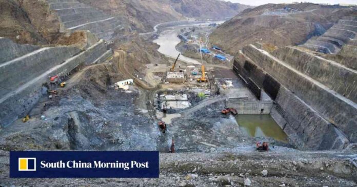 singapore-airlines-turbulence-aftermath-chinas-push-for-pakistan-dam-7-key-points