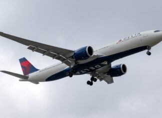 Unraveling the Mystery: Was a Technical Glitch Behind Delta Flight DL275 Diverted LAX? Delta Flight DL275 diverted, DL275 LAX diversion, Delta emergency landing LAX, DL275 flight update, Delta diverted flight news, DL275 incident report, LAX airport flight diversion, Delta airline disruption